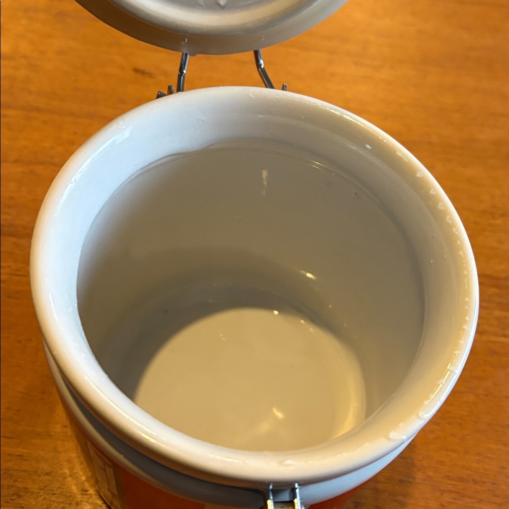 Preowned Frank Lloyd Wright cookie jar - Picture 6 of 10